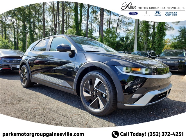 2025 Hyundai IONIQ 5 SE's photo