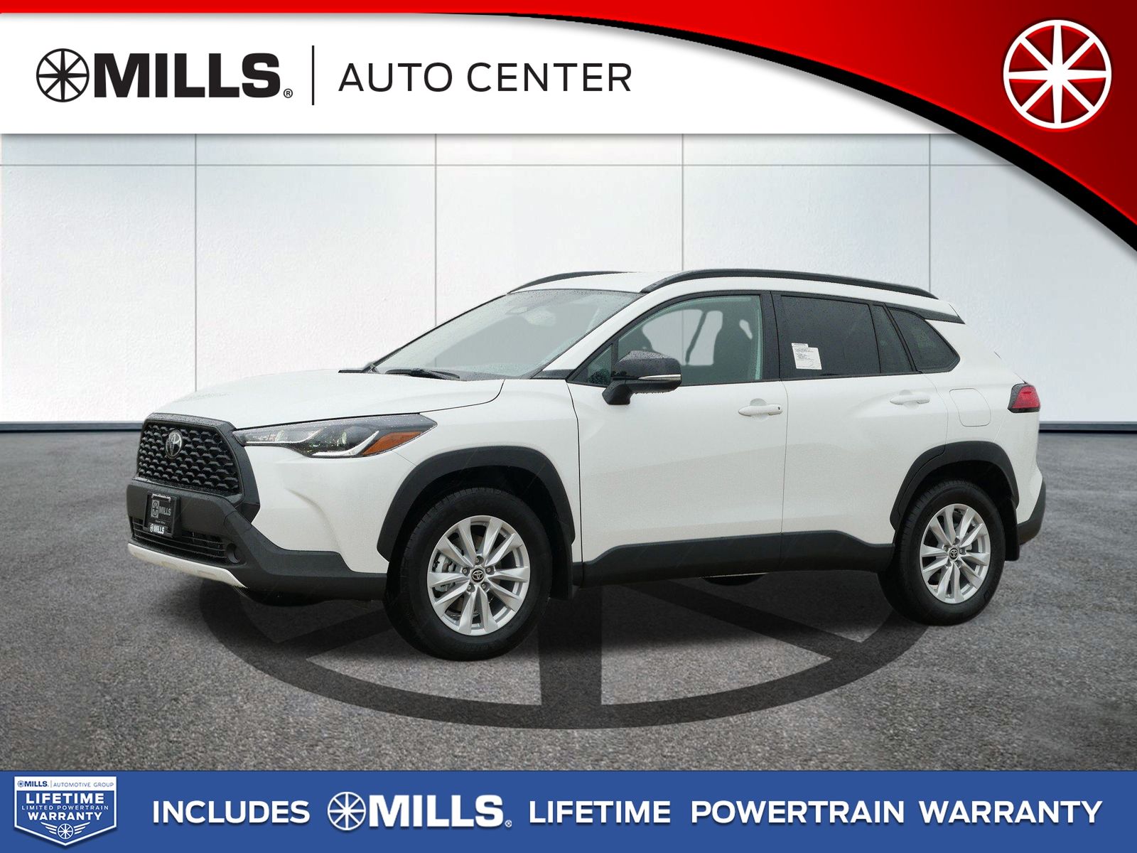 2025 Toyota Corolla Cross LE's photo