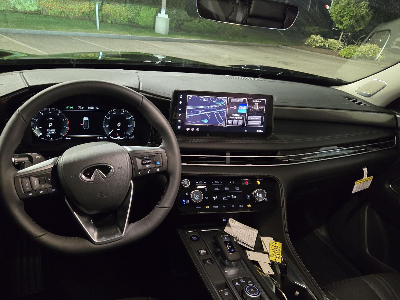 2026 Infiniti QX60 Luxe AWD photo 8