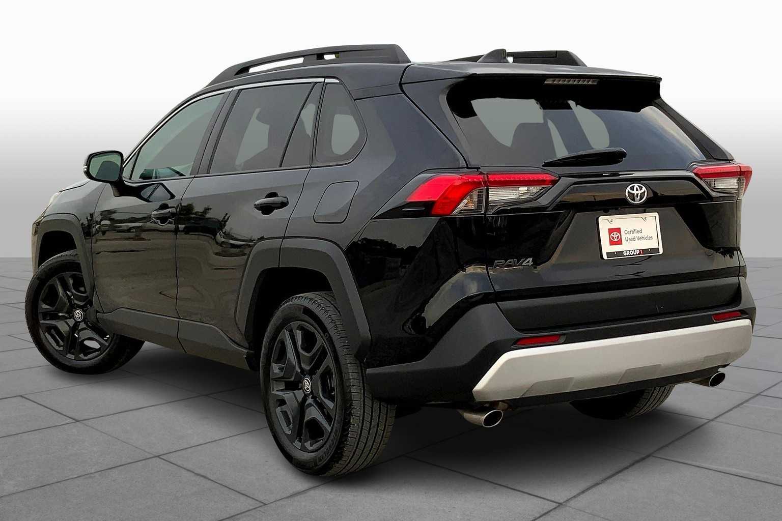 2024 Toyota RAV4 Adventure photo 8