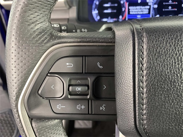 2024 Toyota Tacoma TRD Off-Road photo 12