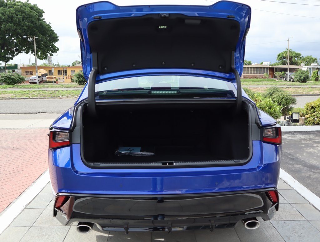 2025 Lexus IS 300 F SPORT photo 20