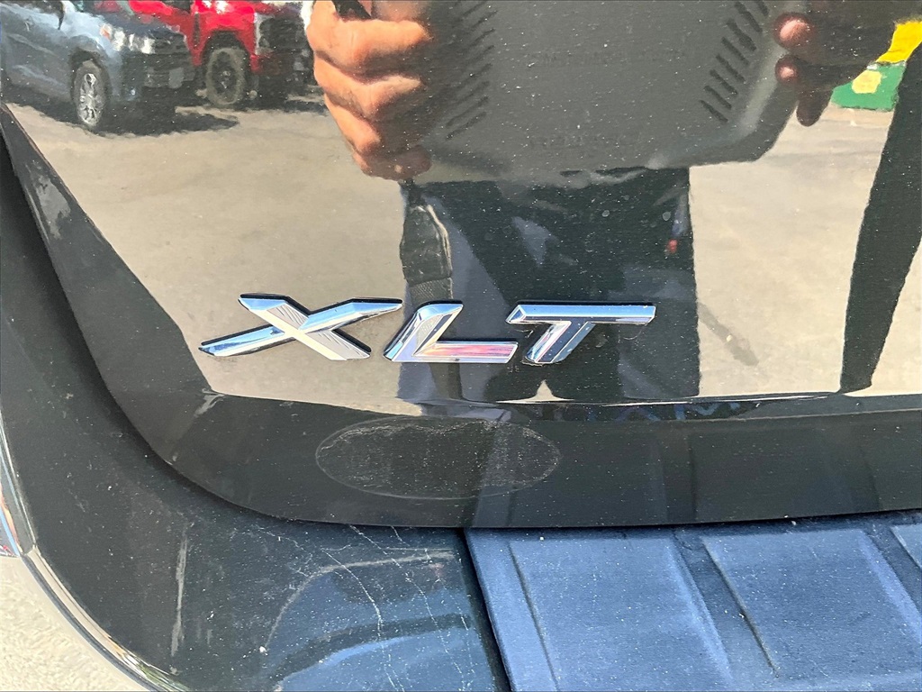 2022 Ford Explorer XLT photo 30