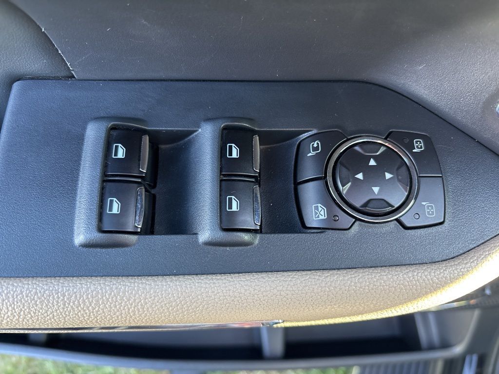 2022 Ford Expedition Limited photo 16