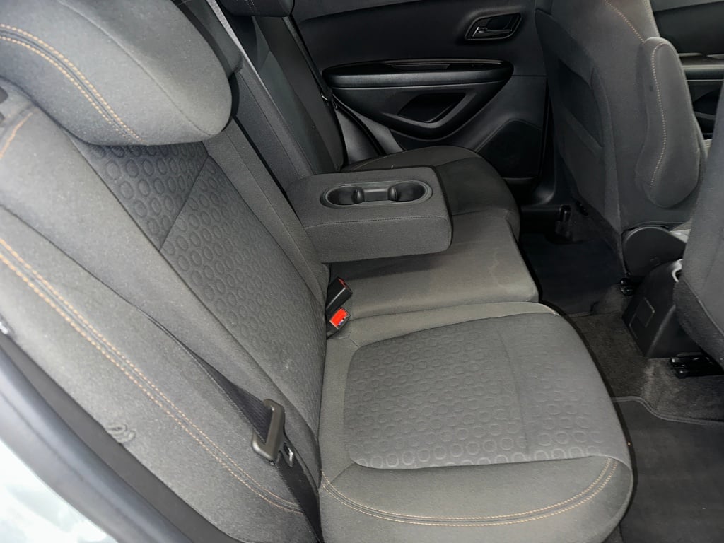 2022 Chevrolet Trax LS photo 19