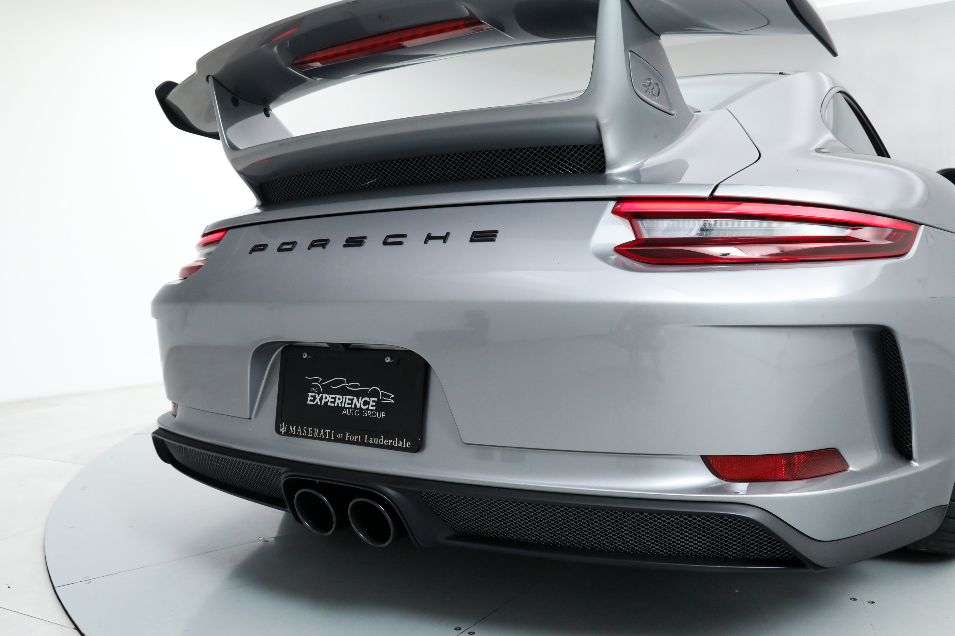 2018 Porsche 911 GT3 Coupe photo 15