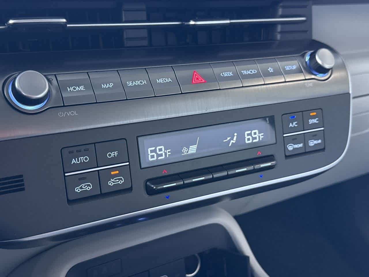 2026 Hyundai Kona SEL photo 18