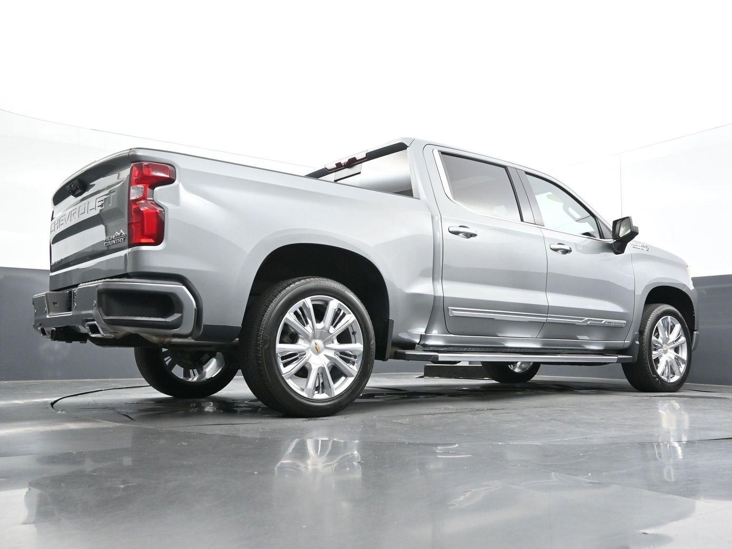 2023 Chevrolet Silverado 1500 High Country photo 49