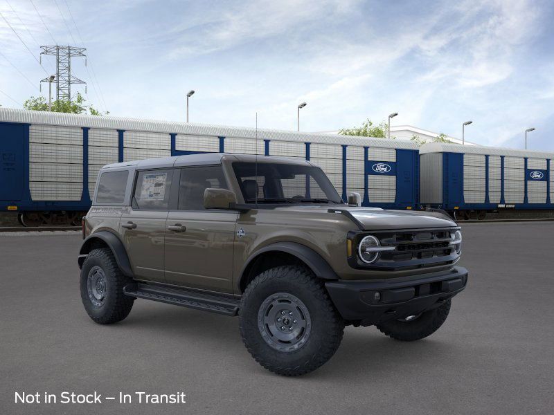 2025 Ford Bronco Outer Banks photo 7