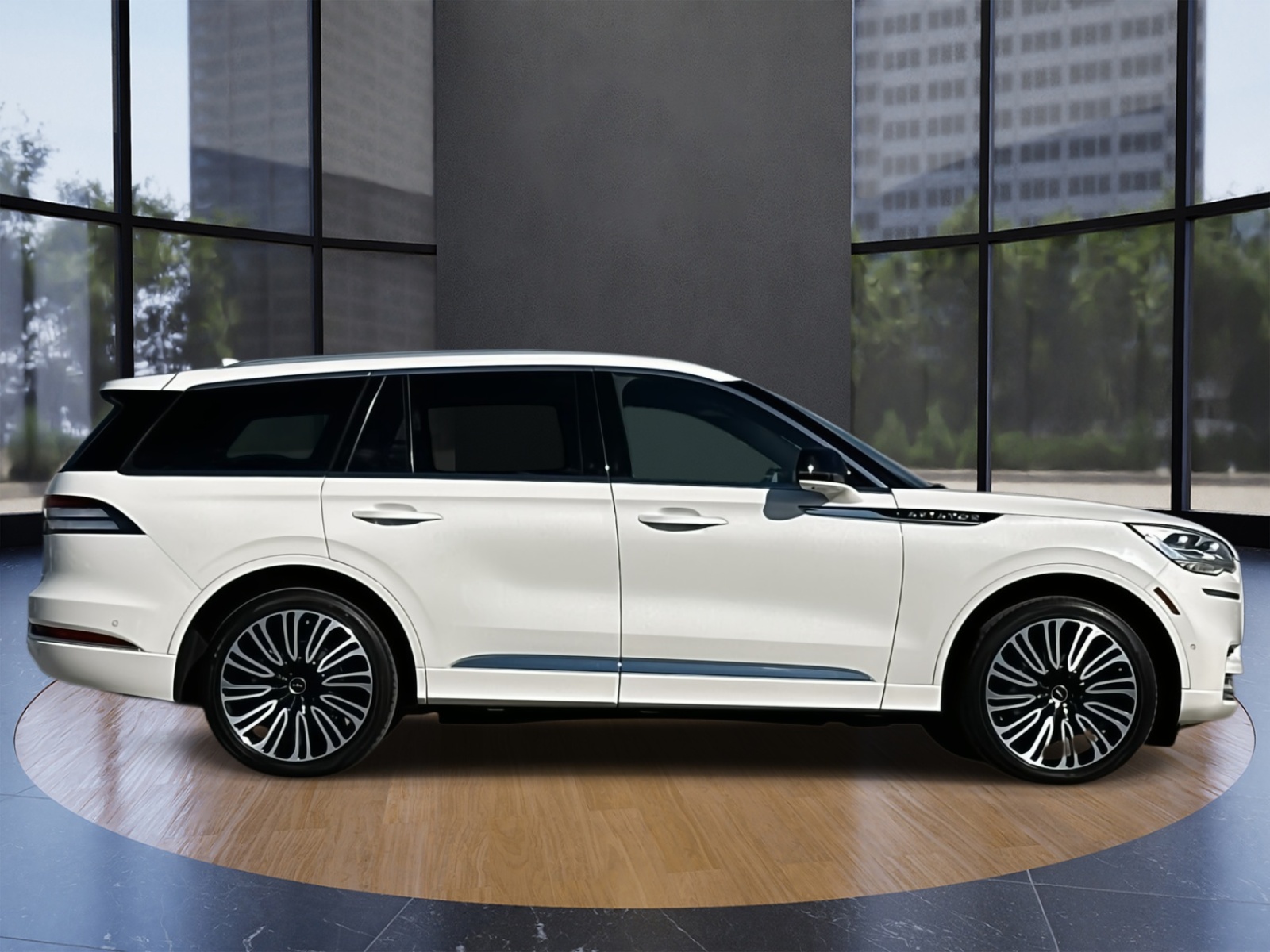 2023 Lincoln Aviator Black Label photo 2