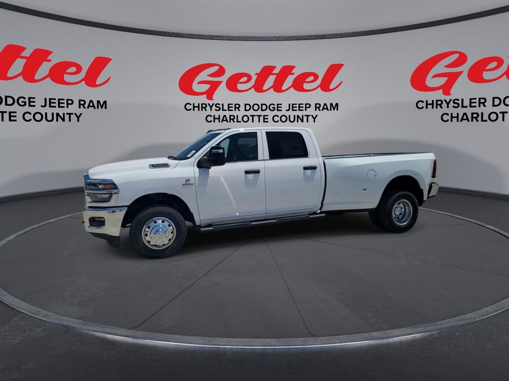 2025 Ram 3500 Tradesman photo 3