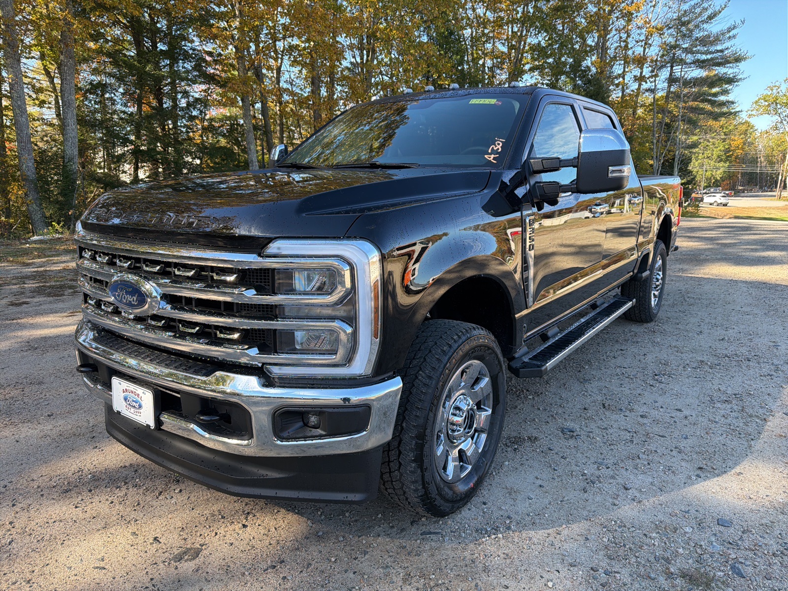 2026 Ford F-350 Lariat photo 3