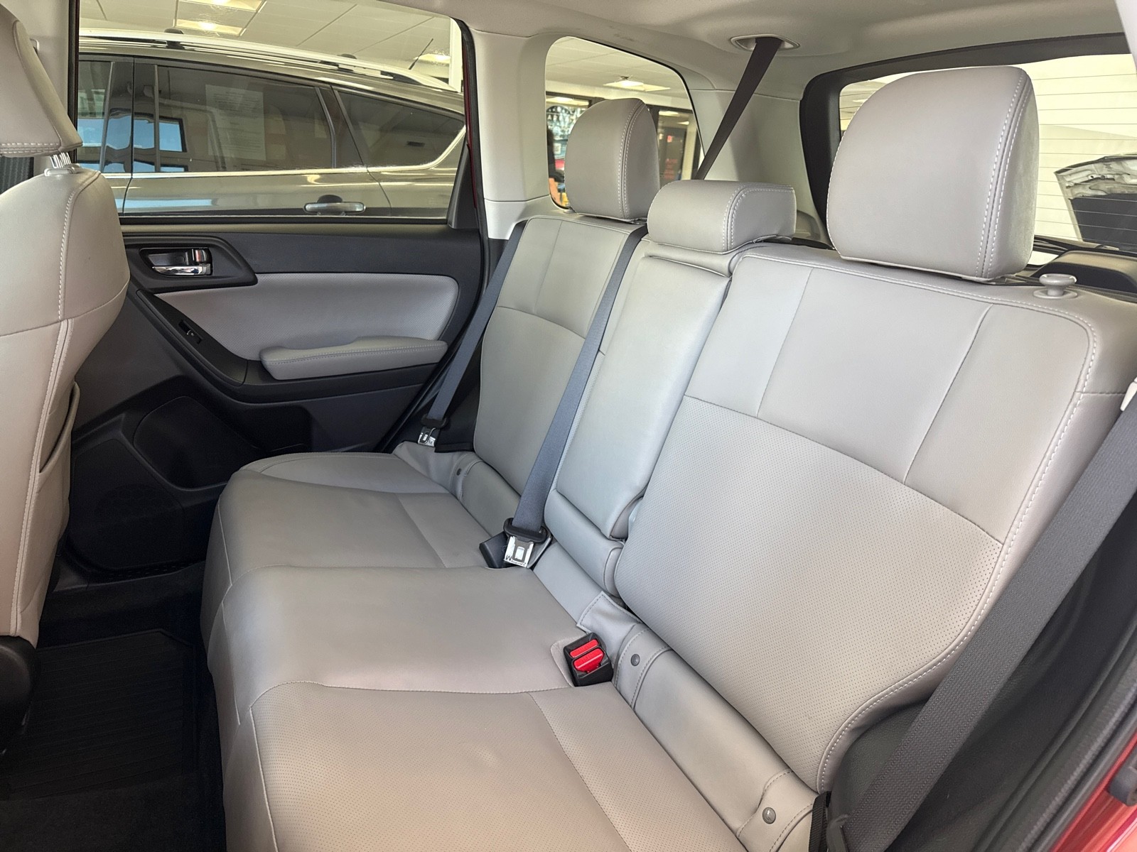 Used 2018 RED Subaru Limited image 16