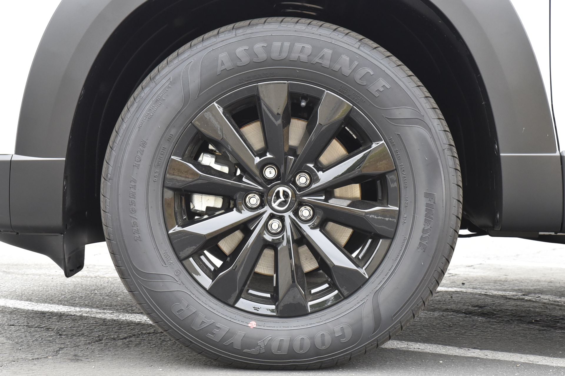 2025 Mazda CX-50 2.5 S Premium photo 2