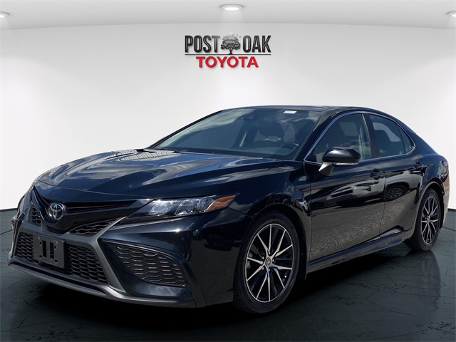 2023 Toyota Camry SE photo 4