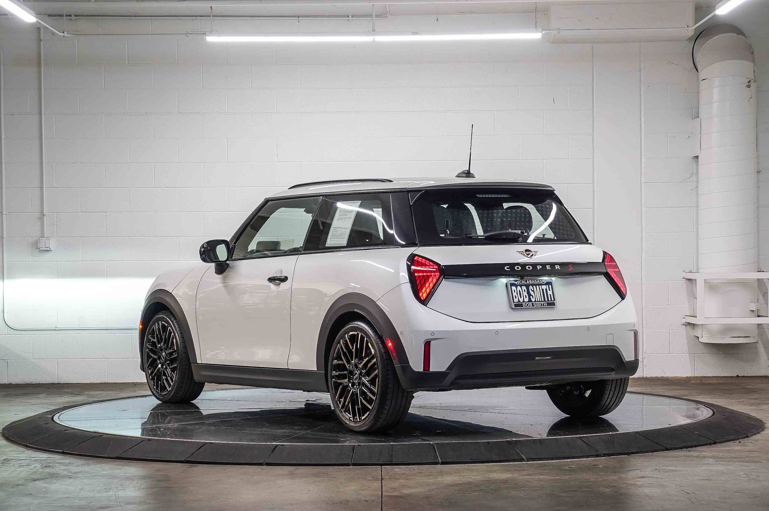 2025 Mini Cooper 2 Door Hardtop S photo 4