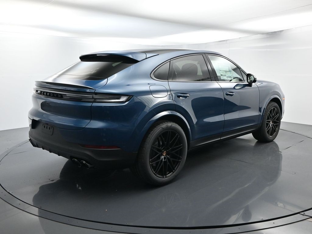 2026 Porsche Cayenne Coupe photo 11