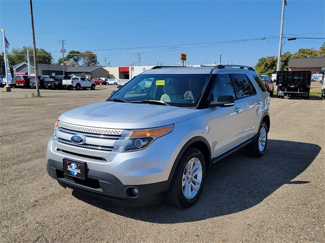 2014 Ford Explorer XLT photo 8
