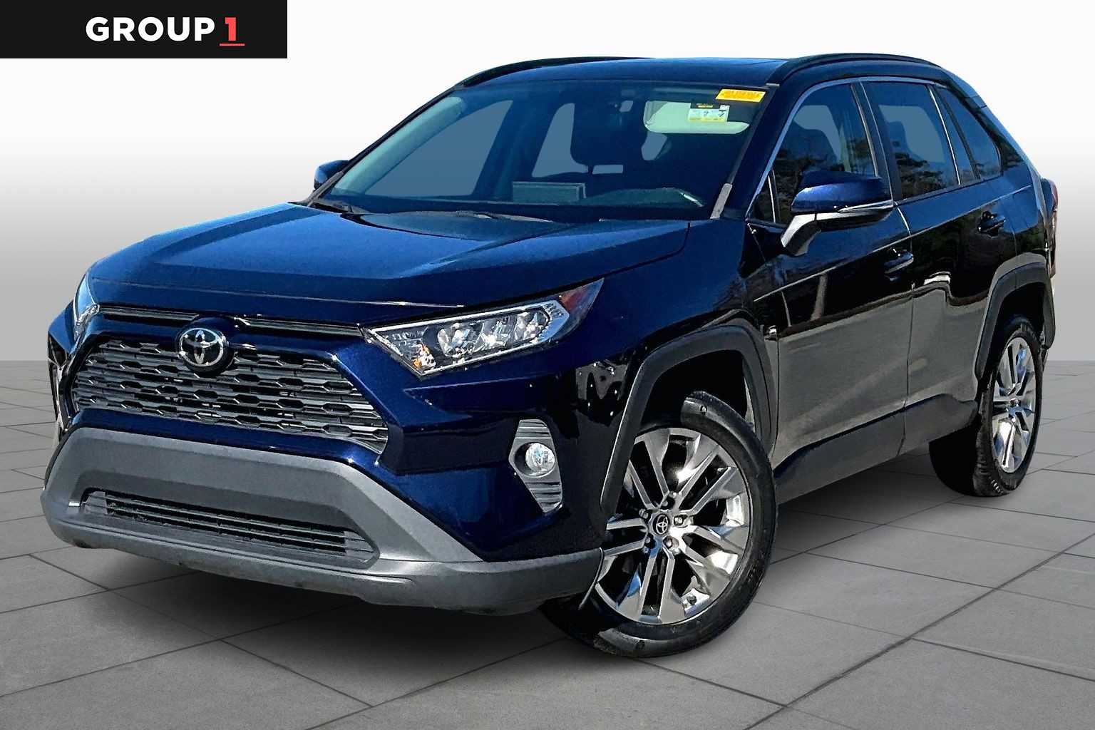 2021 Toyota RAV4 XLE Premium's photo