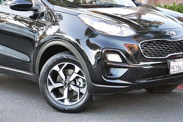 2022 Kia Sportage LX photo 3