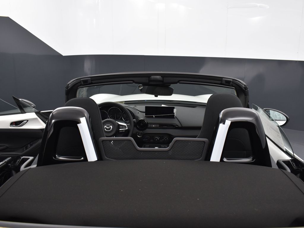 2025 Mazda MX-5 Miata Miata photo 19