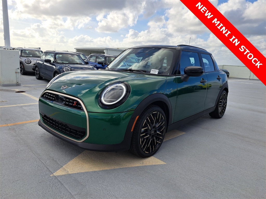 2025 Mini Cooper 4 Door Hardtop Signature photo 7
