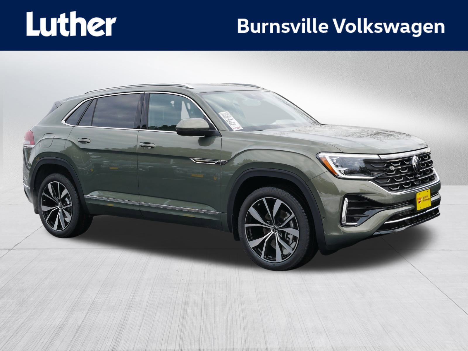 2026 Volkswagen Atlas Cross Sport SEL Premium R-LINE's photo
