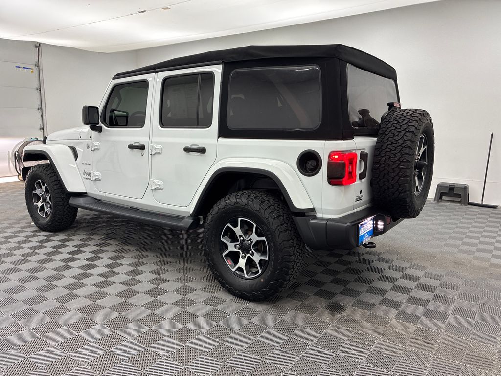 2018 Jeep Wrangler Unlimited Sahara photo 5