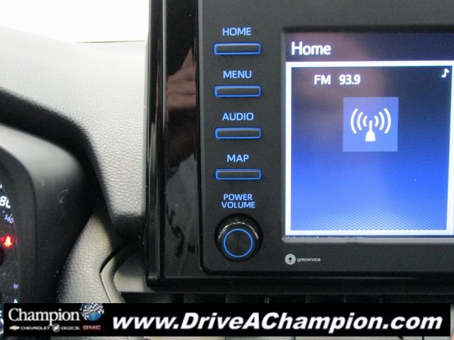 2021 Toyota RAV4 XLE photo 28