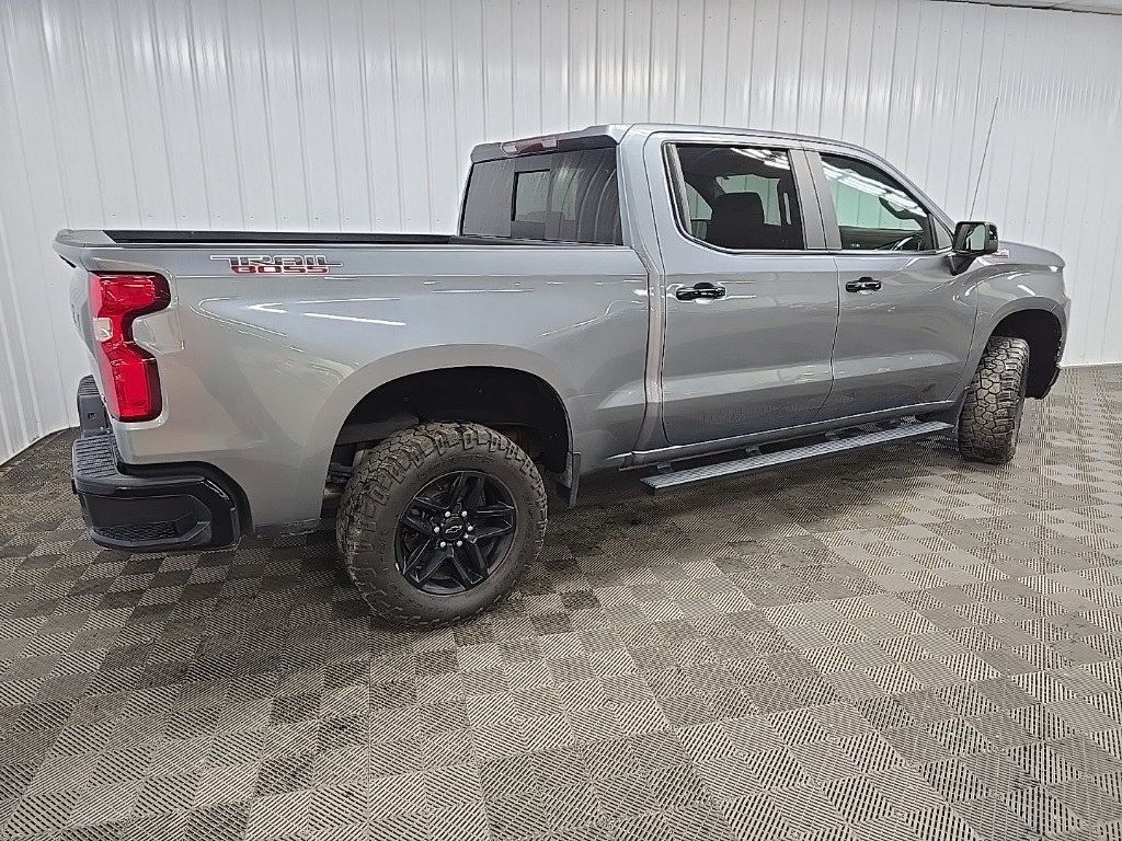 2021 Chevrolet Silverado 1500 LT Trail Boss photo 3