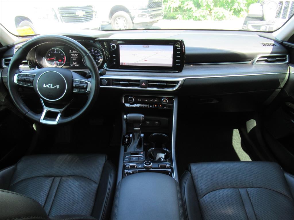 2022 Kia K5 EX photo 11