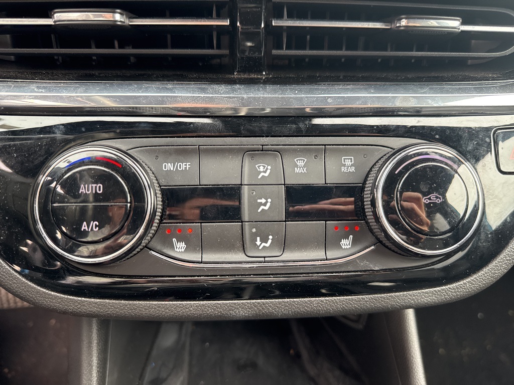 2025 Buick Envista ST photo 6