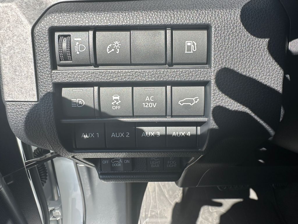 2025 Toyota 4Runner photo 18