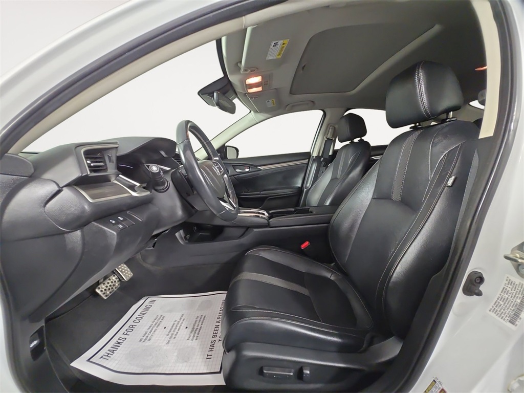 2020 Honda Civic Touring photo 9
