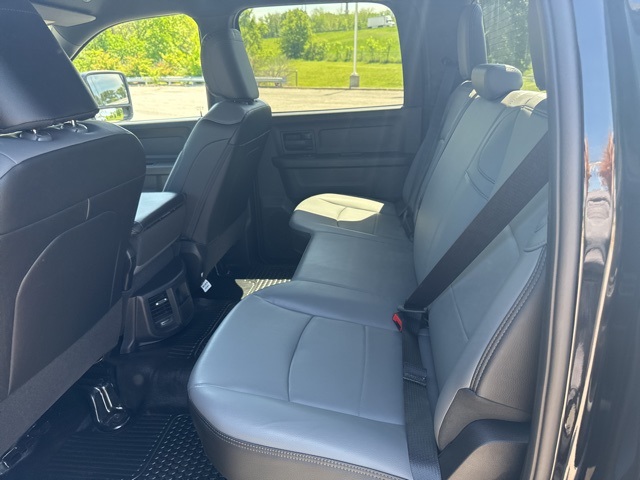 2025 Ram 3500 Tradesman photo 24