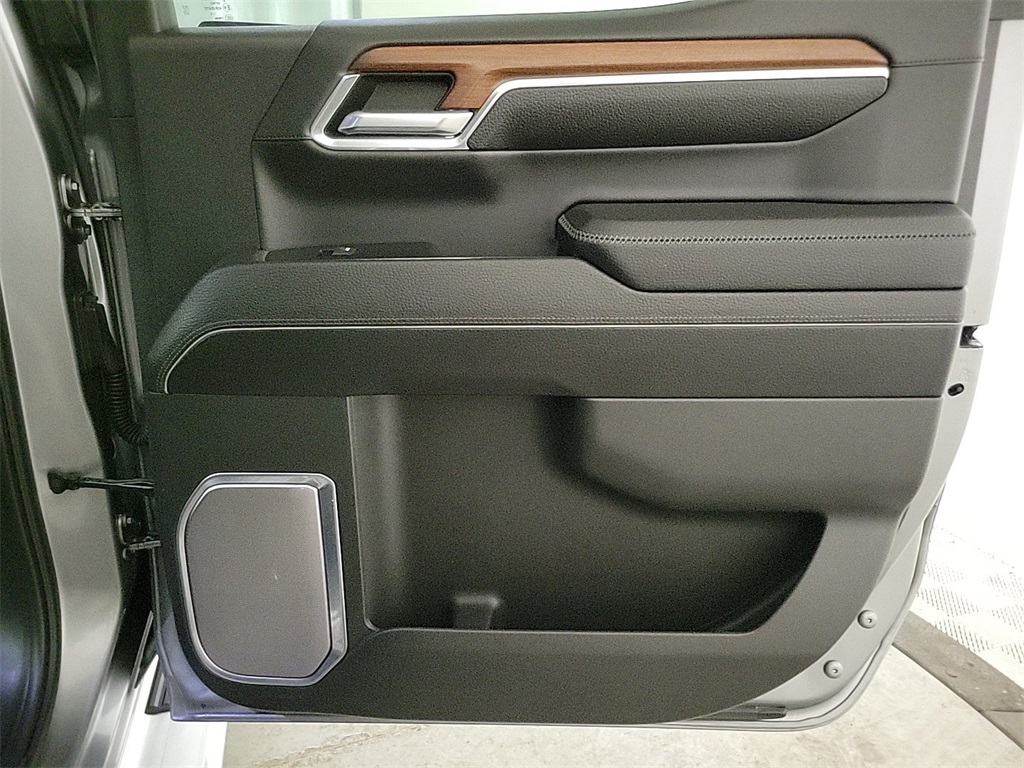 2023 GMC SIERRA - Image 24