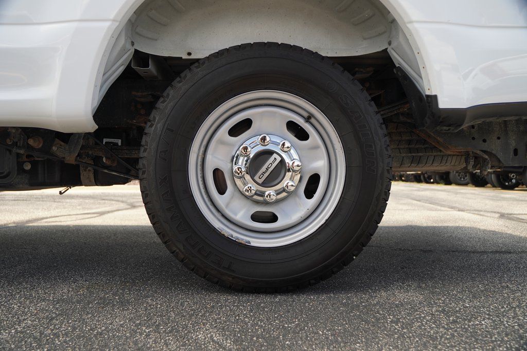 2021 Ford F-350 XL photo 7