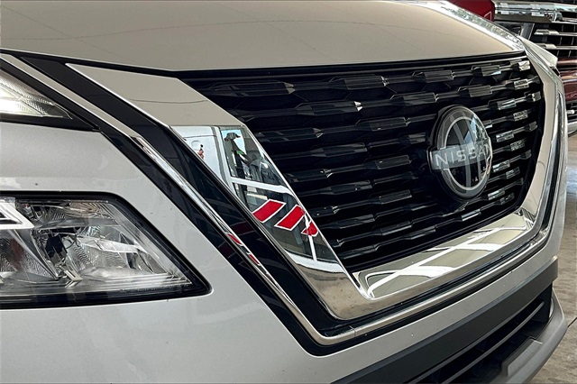 2023 Nissan Rogue SV photo 26