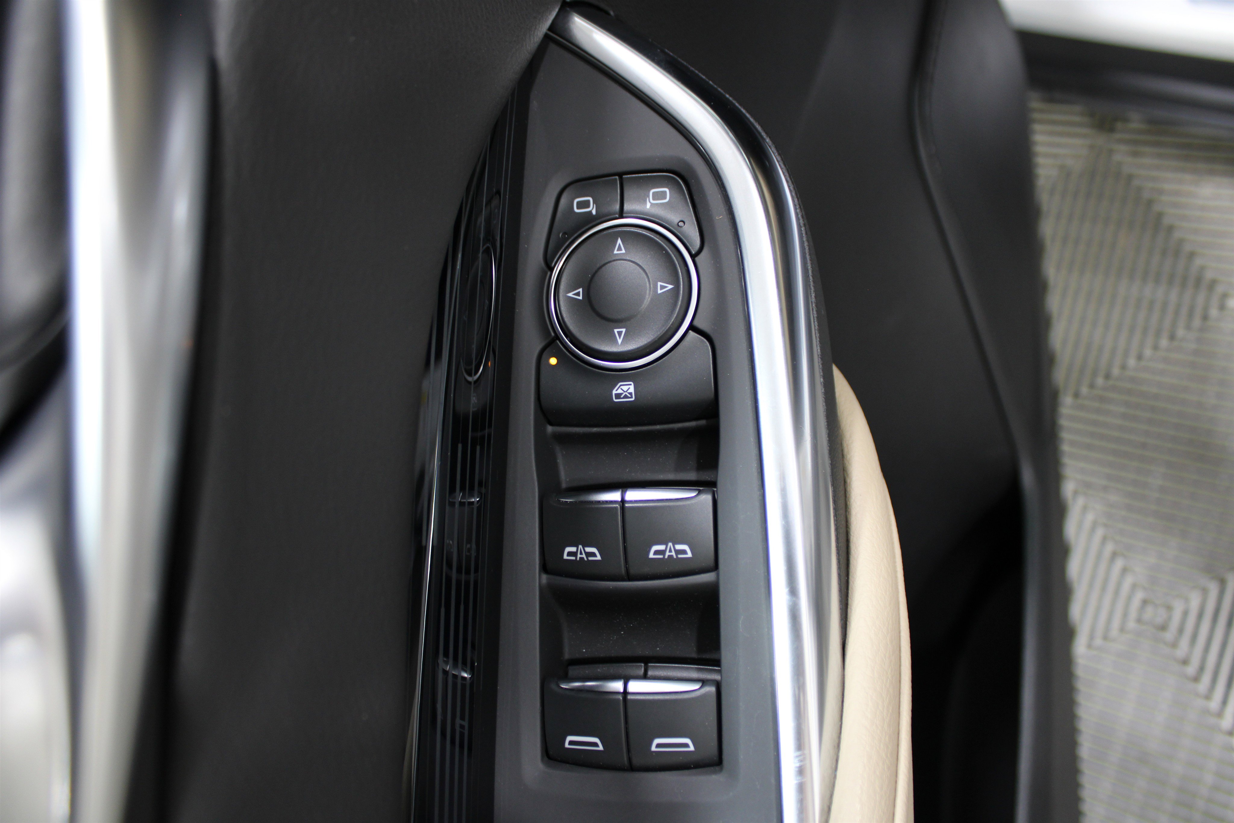 2024 Cadillac XT4 Luxury photo 6