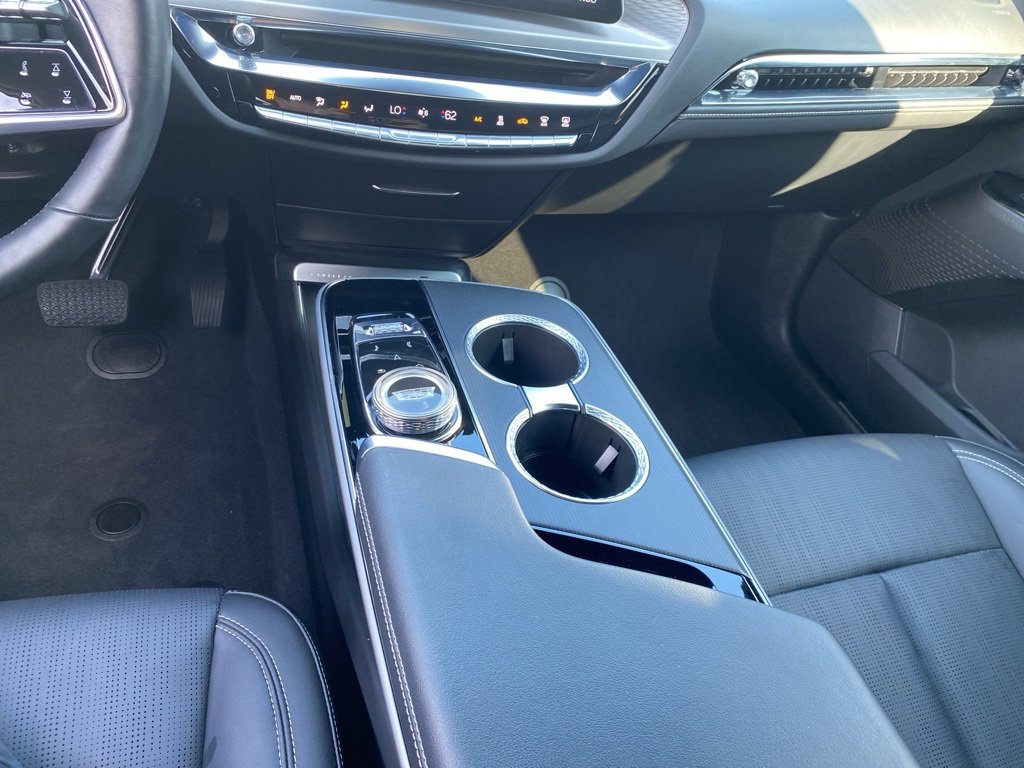2024 Cadillac Lyriq photo 23