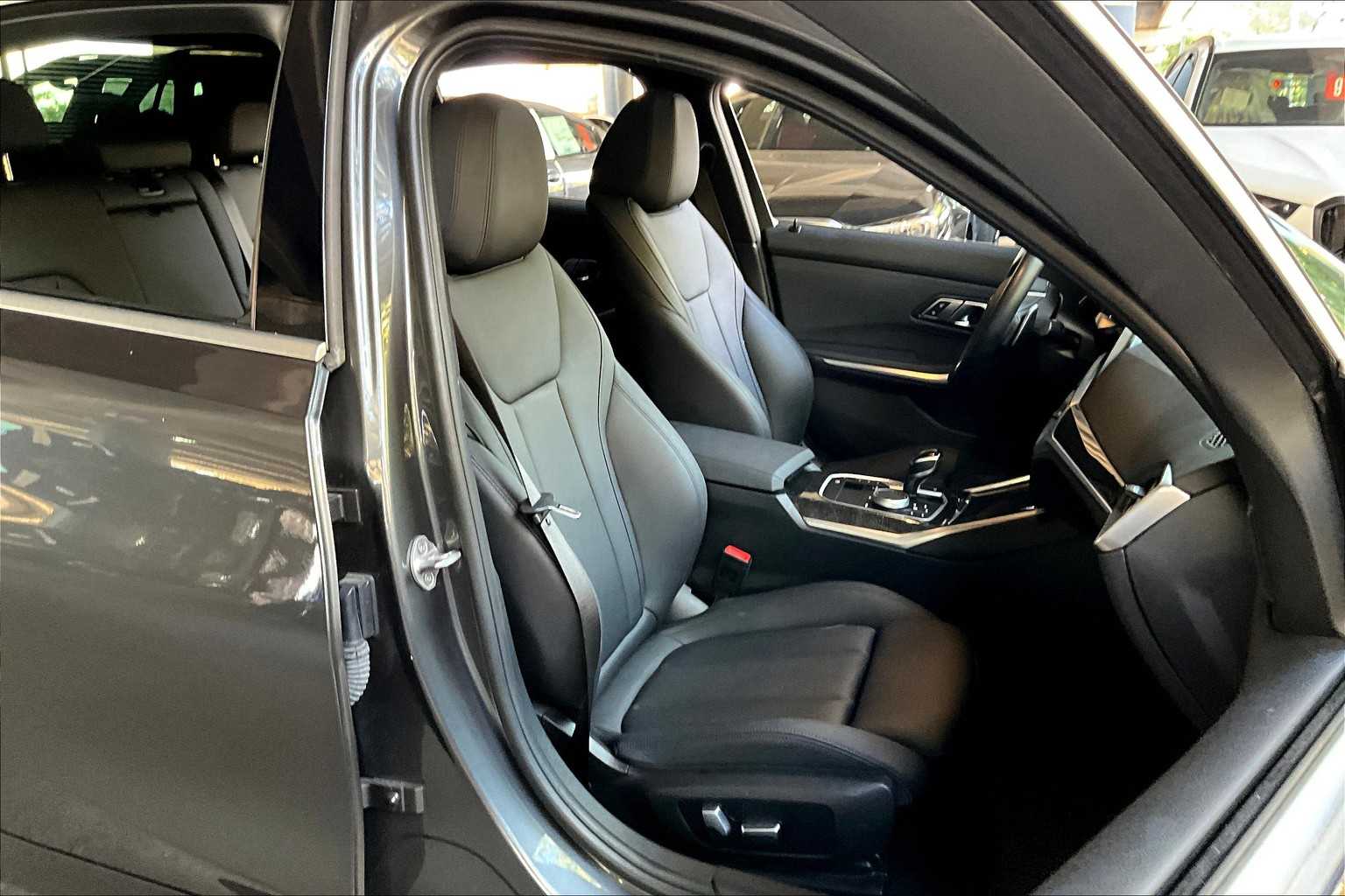2021 Bmw 330i photo 8
