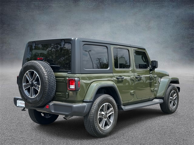 2023 Jeep Wrangler Sahara photo 2