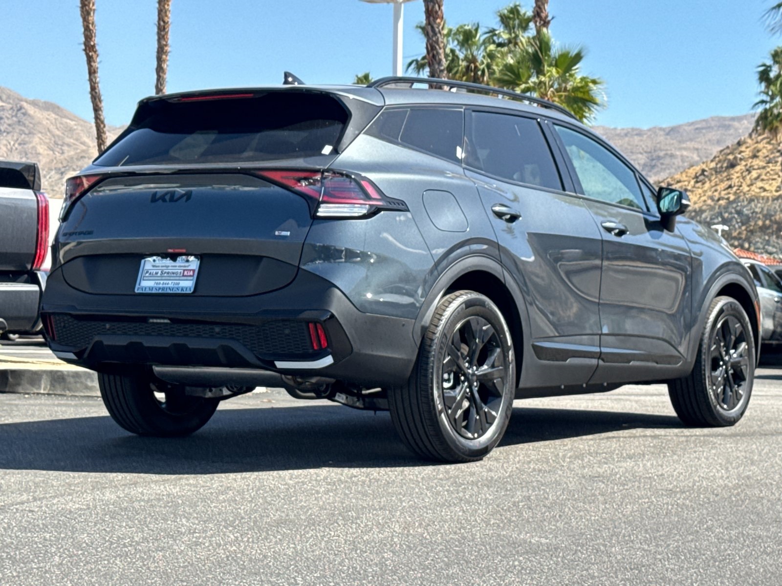 2025 Kia Sportage Plug-In Hybrid X-Line Prestige photo 3