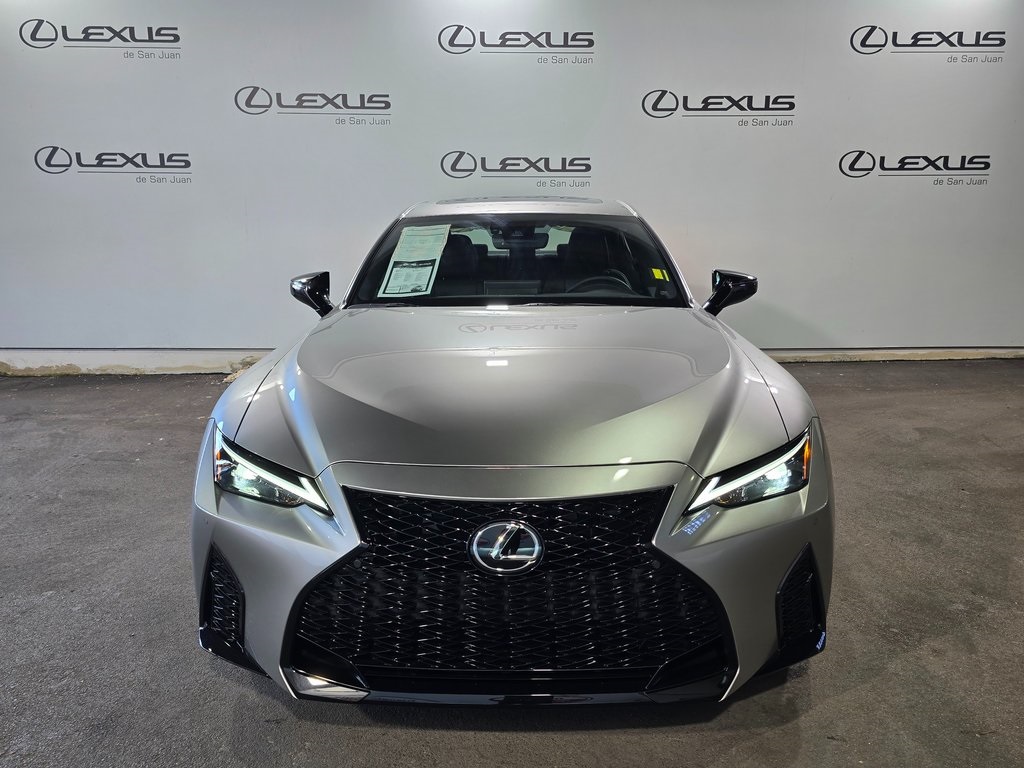 2025 Lexus IS 300 F SPORT photo 2