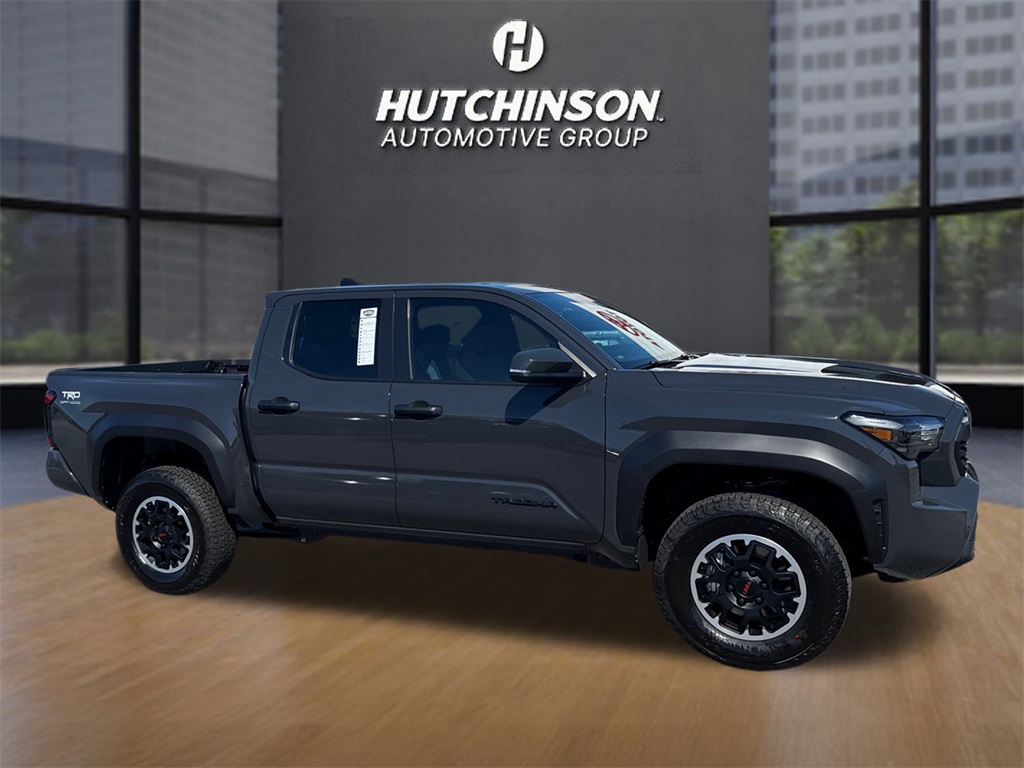 2025 Toyota Tacoma TRD Off Road's photo