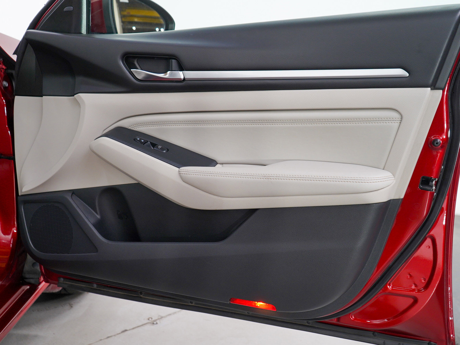 2019 Nissan Altima 2.5 SL photo 9