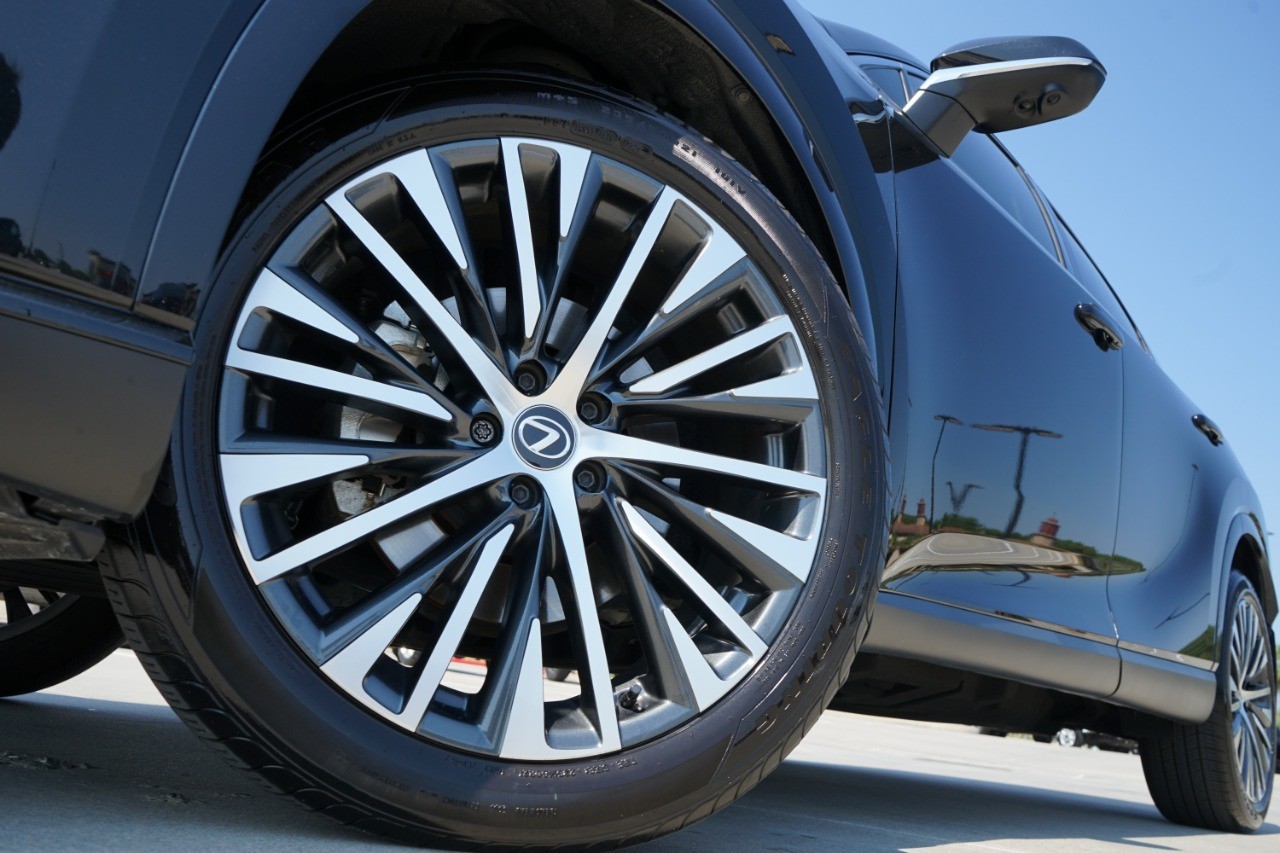 2024 Lexus RX 350 Premium photo 12