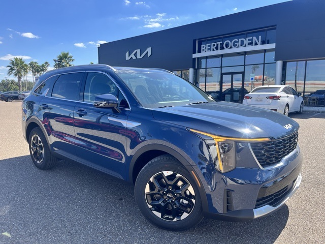 2026 Kia Sorento S's photo