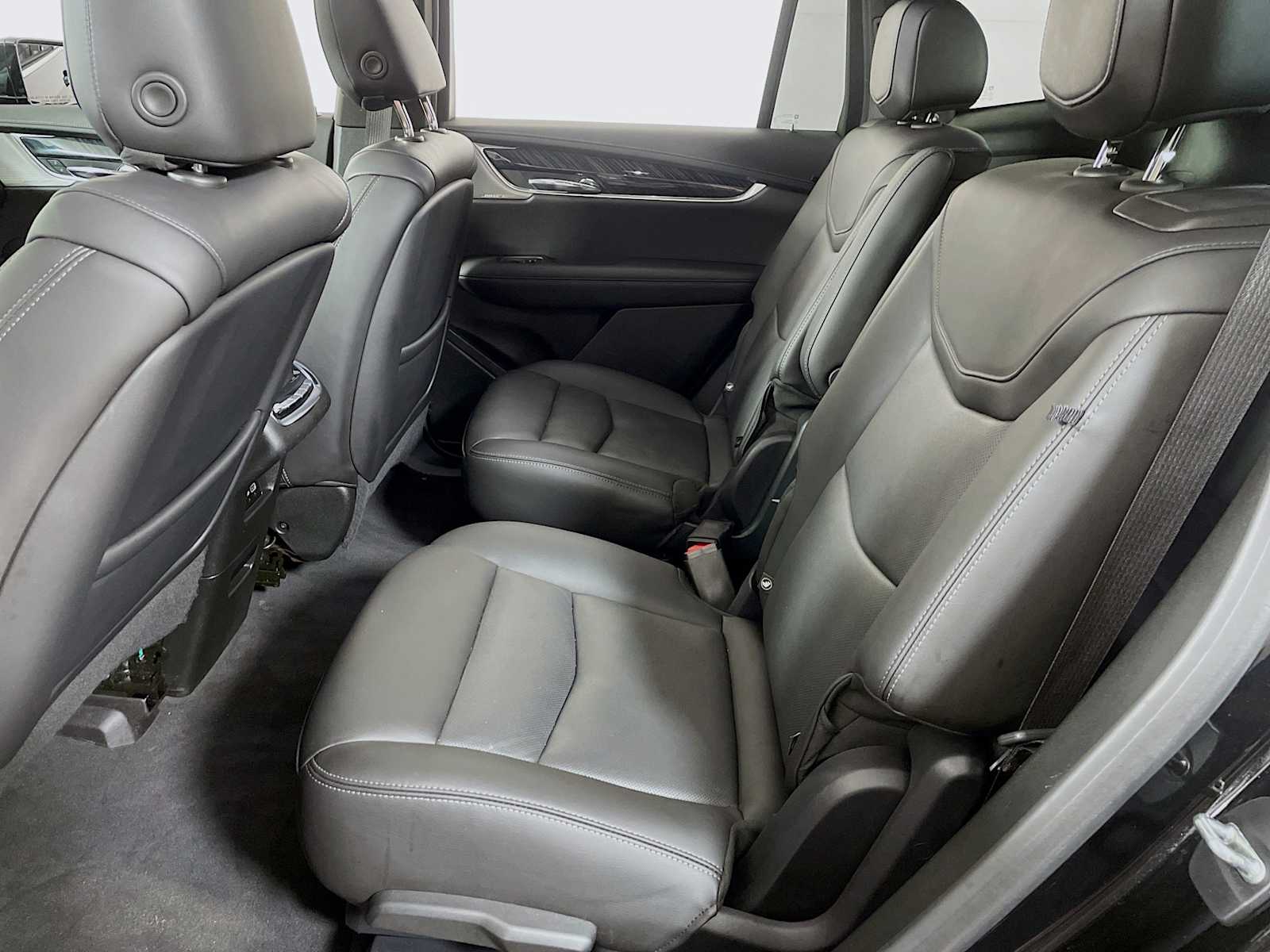 2021 Cadillac XT6 Premium Luxury photo 4