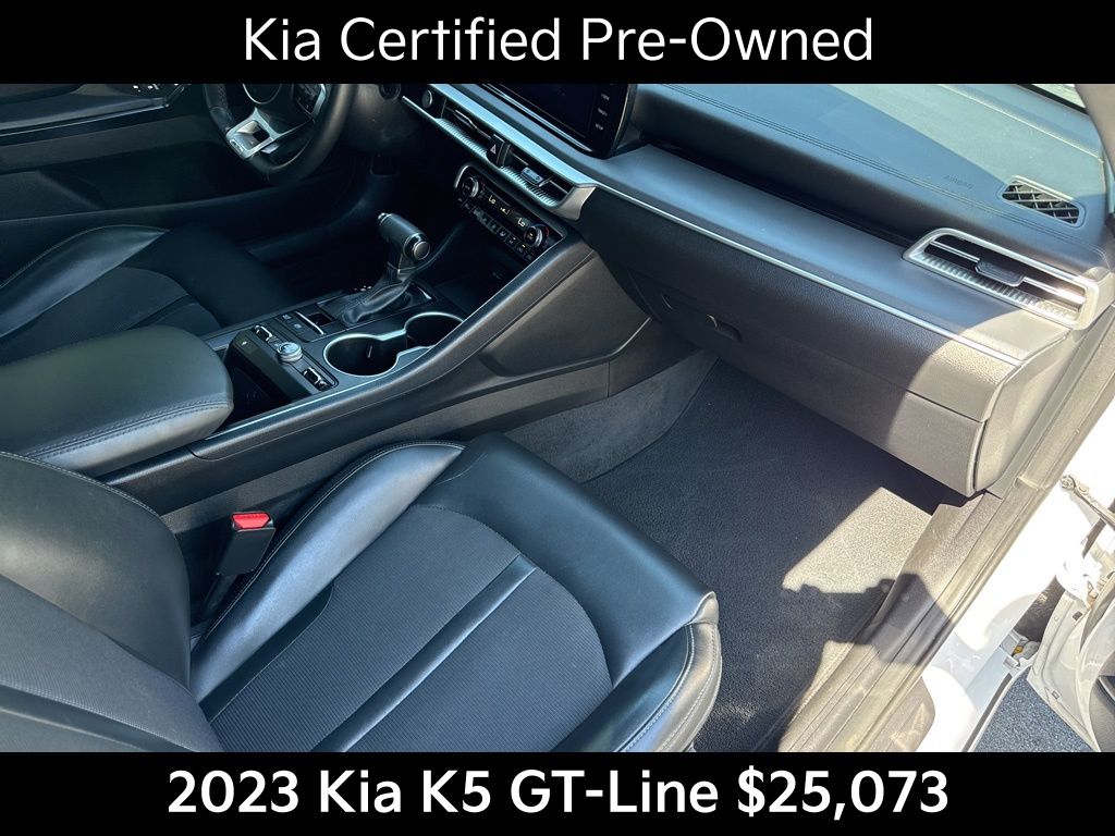2023 Kia K5 GT-Line photo 16